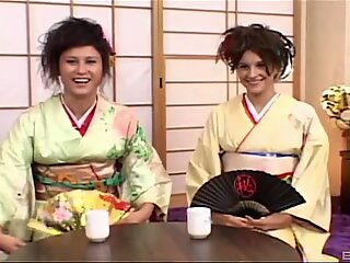 Hot csoportszex csintalan japán csajokkal Sakura Scott and sayuri