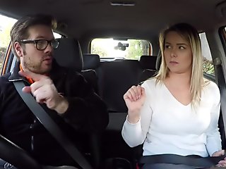Falešná autoškola Česky Kočka Nikky Sen Orgasms během tvrdého kurva